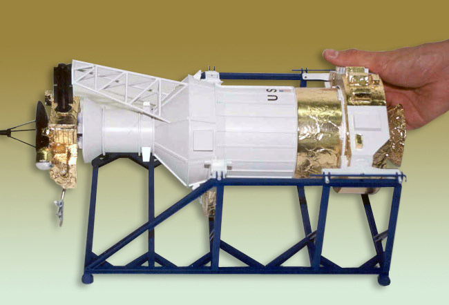 Ulysses satelite scale model